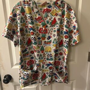 Women’s Fashion Scrubs Festive Holiday Print Scrub Top Size Large